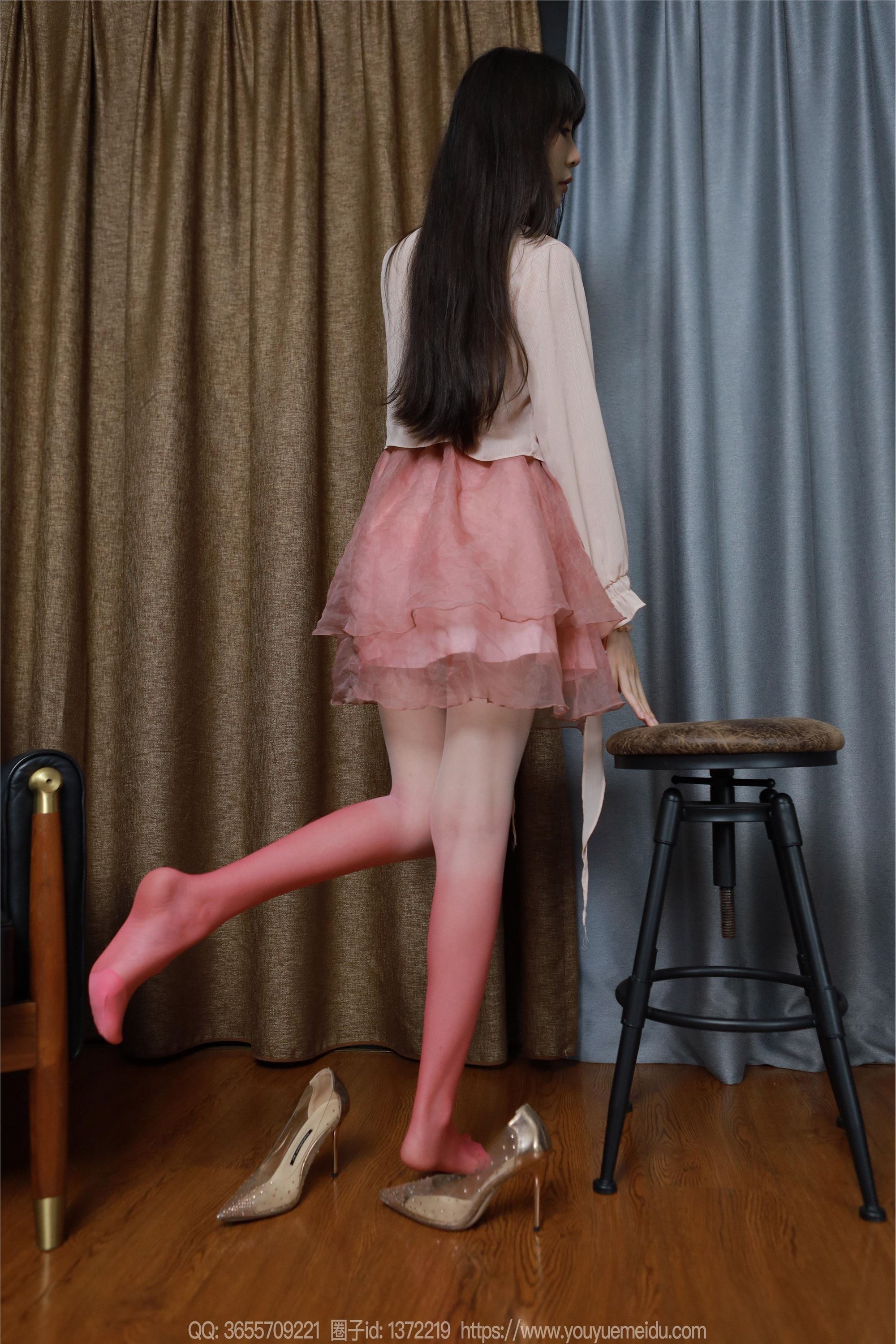 IESS异思趣向  2024.08.08 丝享家 1815 团团《粉白渐变（下）》